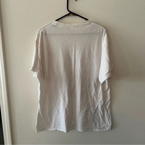 “Feel The Bern” White Bernie Sanders Graphic Tee (binY4) - Picture 4 of 4